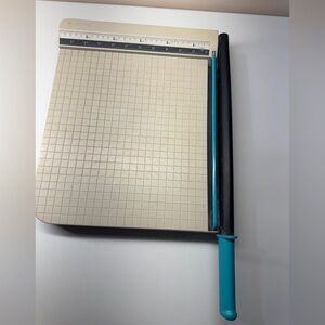 Quartet Paper cutter trimmer.